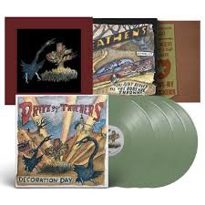 Drive-By Truckers - The Definitive Decoration Day 4LP (Indie Exclusive, Olive Colored Vinyl, With Book, Sticker)