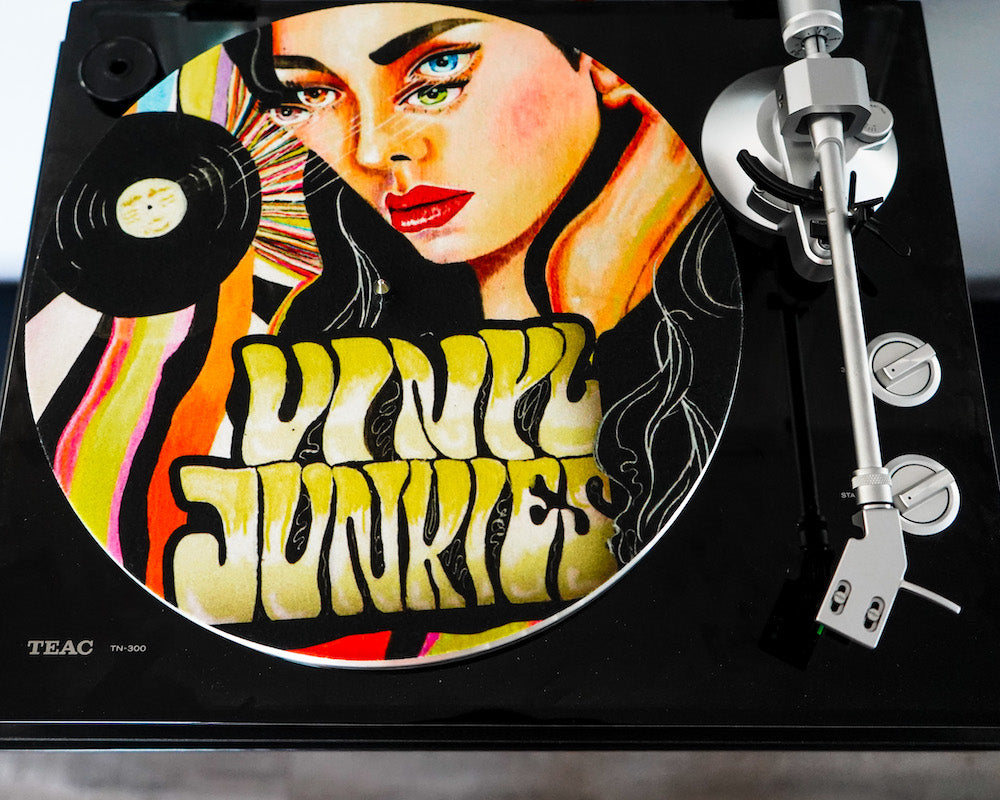 Vinyl Junkies Felt Turntable Slipmat (Psychedelic Lady Eyes)